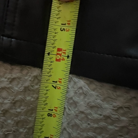 🖤🖤EXPRESS FAUX LEATHER BELTED SKIRT🖤SZ S🖤NWT - Picture 15 of 16